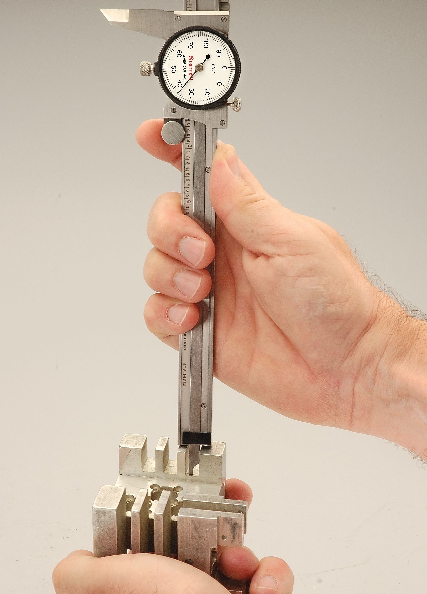 Starrett - Dial Caliper 6in White Dial Case - Image 6