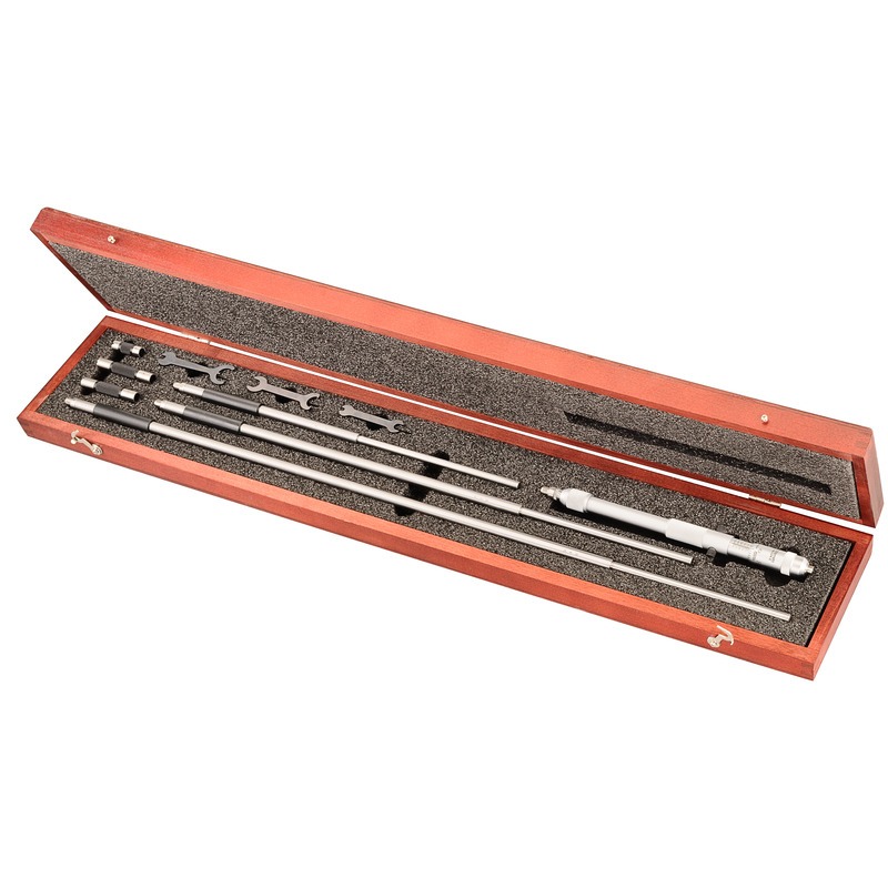 Starrett - Inside Micrometer 8-32in .001in Grad 4 Rods Case