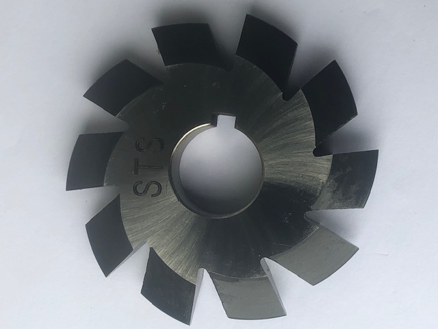 GEAR CUTTER HSS - M35 2.5 MODULE 20° PA No.7 (cuts 14 to 16 teeth) 1" bore