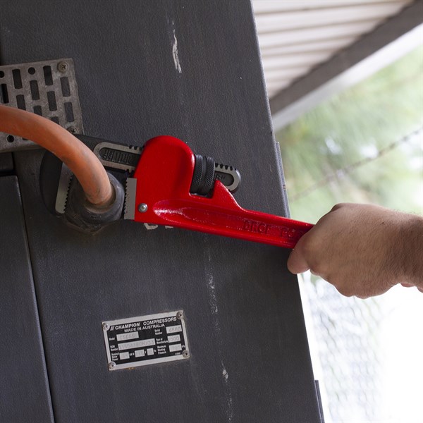 TOLEDO PIPE WRENCH 600MM (24IN) - Image 4