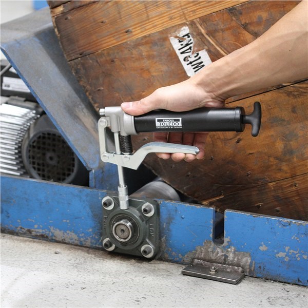 TOLEDO MINI PISTOL GREASE GUN - Image 2