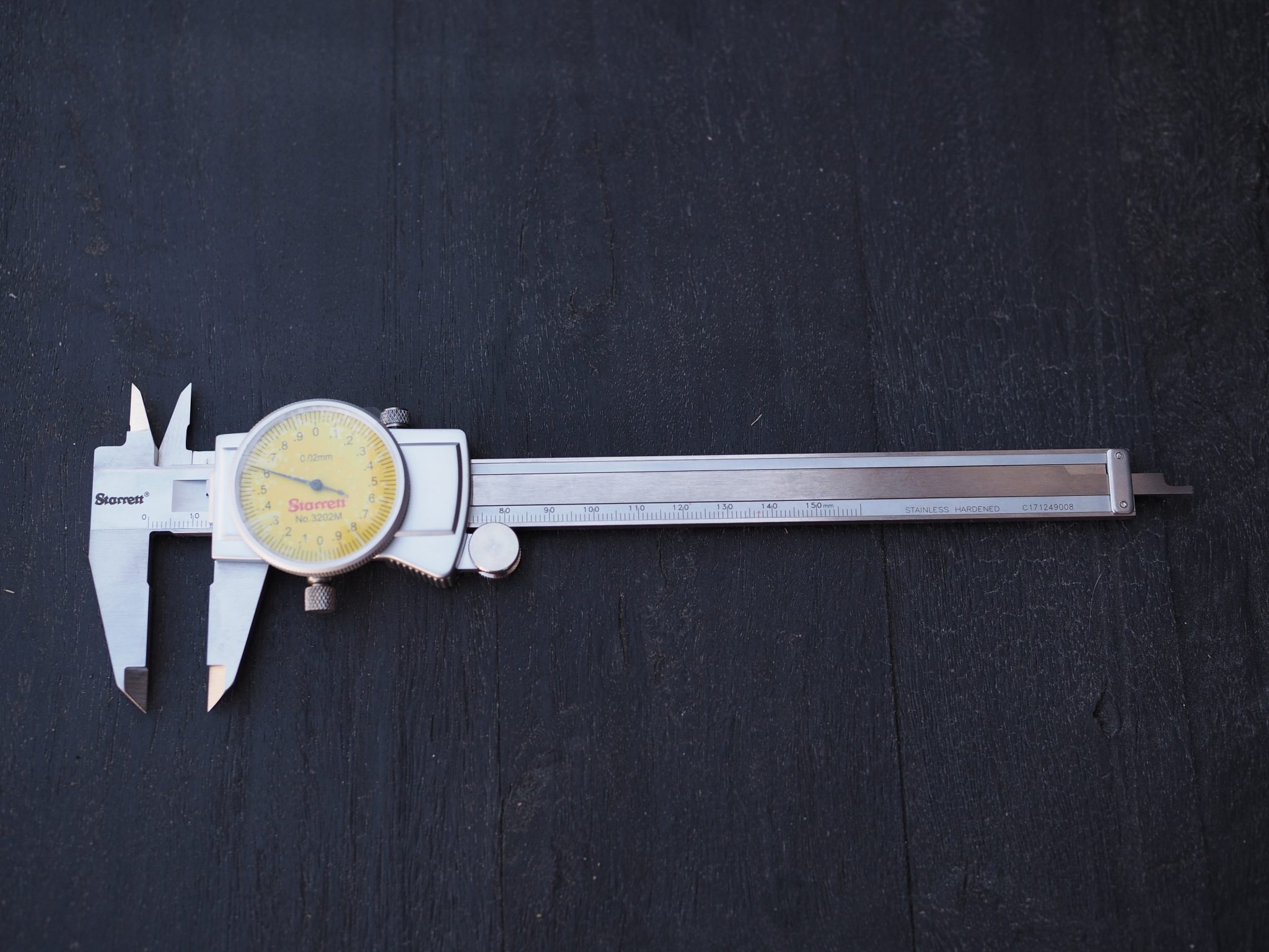 Starrett - Dial Caliper 0-150mm .02mm Graduations