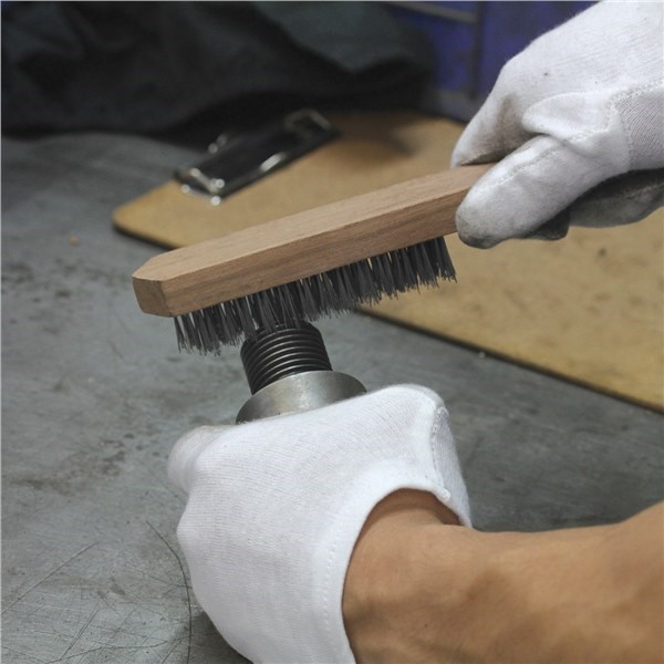 TOLEDO WIRE BRUSH 5X14 ROW WOOD HANDLE - Image 4