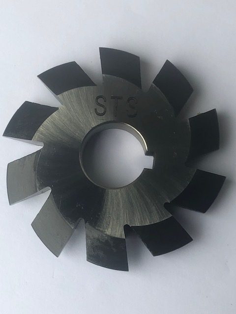 GEAR CUTTER HSS - M35 3 MODULE 20° PA No.8 (cuts 12 to 13 teeth) 1" bore