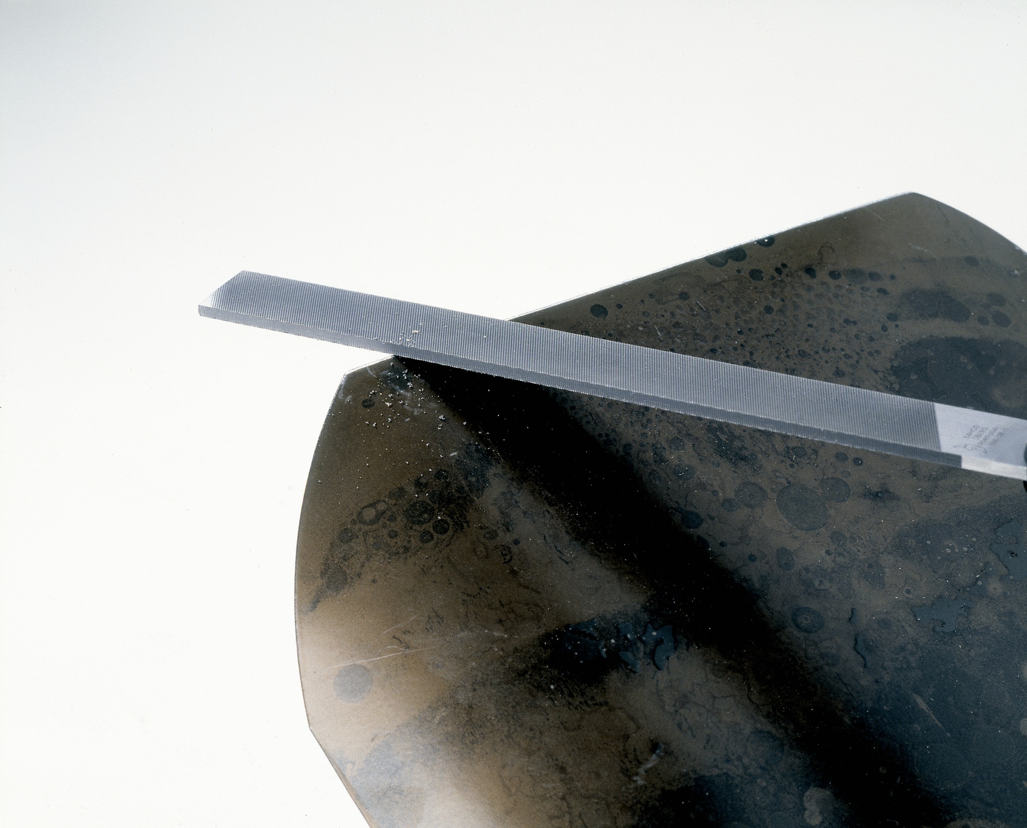 Bahco Mill saw file, 8", 20cm, 1SQ 1RE bastard, ergo handle - Image 4