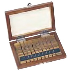 Mitutoyo GAUGE BLOCK SET 516-915-16