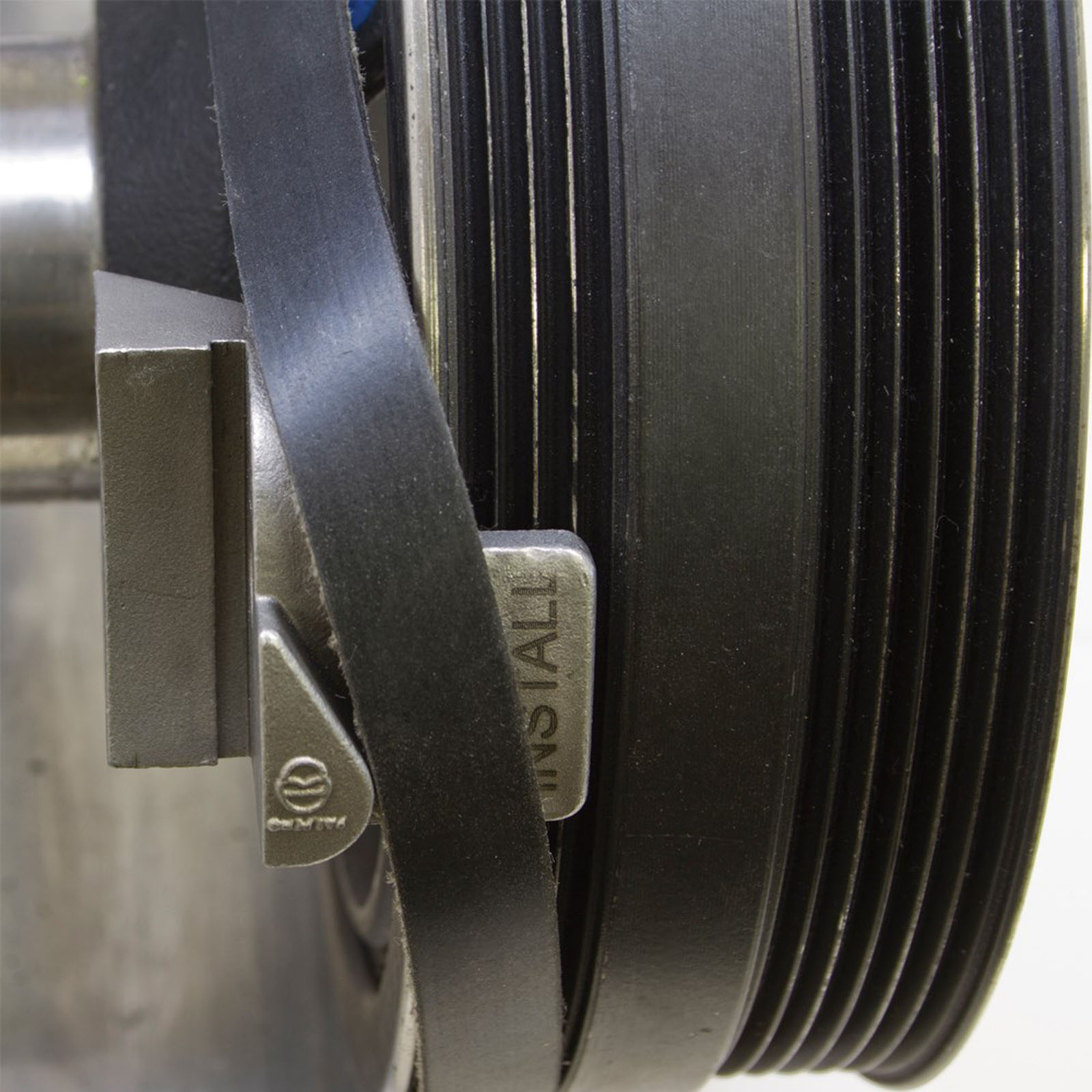 LISLE 59370 STRETCH BELT REMOVER/INSTALLER - Image 2