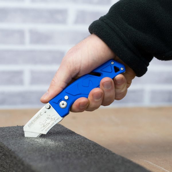 KINCROME K6100 FOLDING UTILITY KNIFE PLASTIC - Image 2
