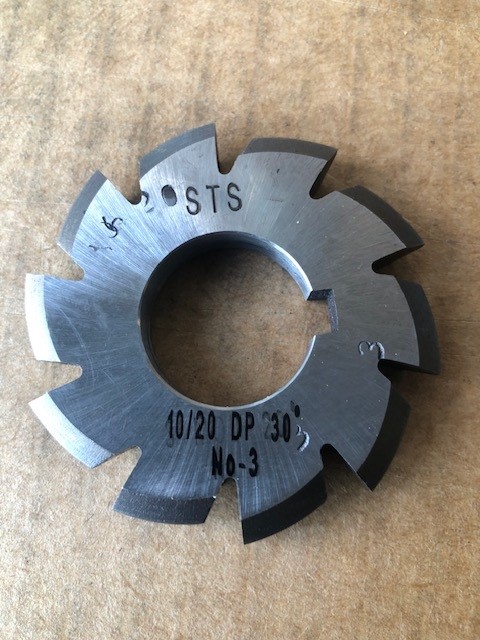 INVOLUTE SPLINE CUTTER HSS - M35 10/20 DP 30° PA No.3 (cuts 35 to 54 teeth) 1" bore