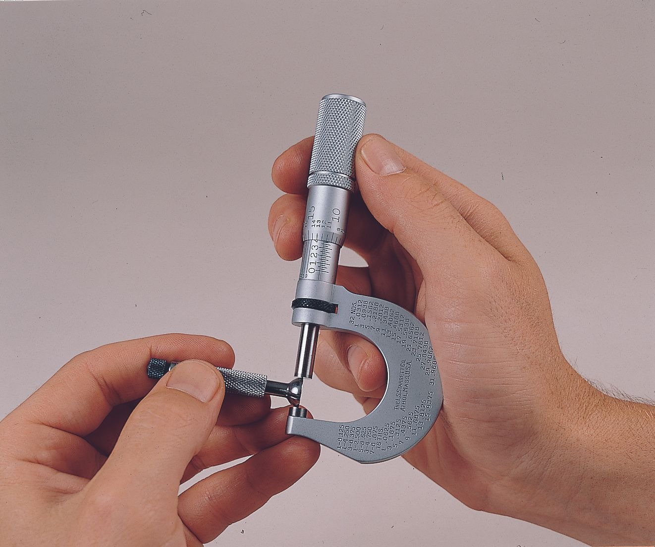 Starrett Micrometer 0-1in Range .0001in Grad Carbide Faces T230XFL Outside Micrometer - Image 6